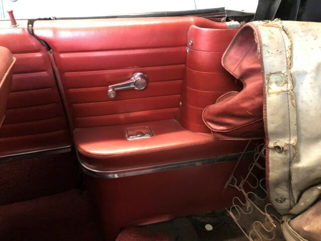 1960 Pontiac Bonneville - photo 12