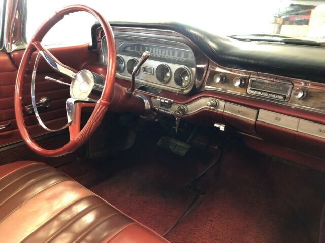 1960 Pontiac Bonneville - photo 9