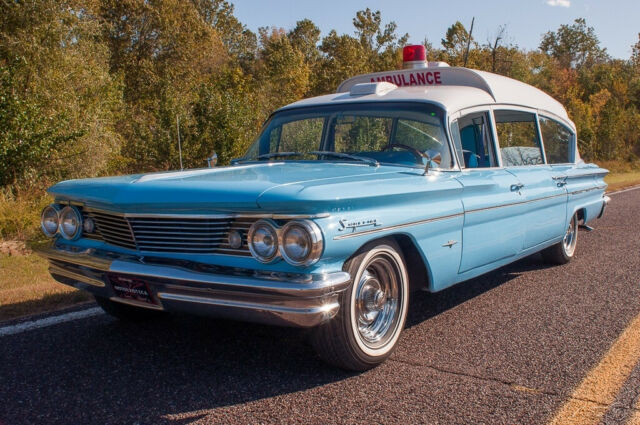 1960 Pontiac Bonneville Bonneville Superior Custom Ambulance - photo 10