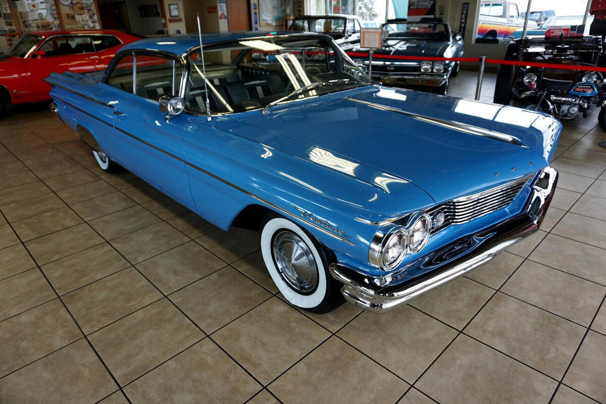 1960 Pontiac Ventura 2-Door Bubble Top - photo 10