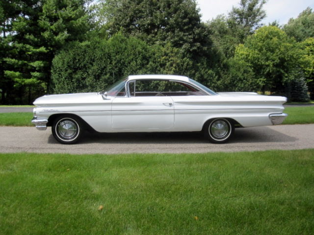 1960 Pontiac Ventura 2-door Hardtop Bubbletop 1960 Pontiac Ventura