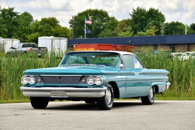 1960 Pontiac Ventura Coupe - Caribe Turquoise Poly / Grey/White - RECENT SERVICE 1960 Pontiac Ventura Coupe --