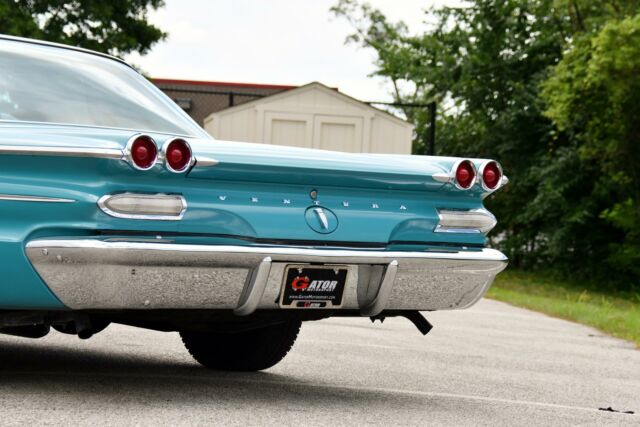 1960 Pontiac Ventura Coupe -- - photo 10