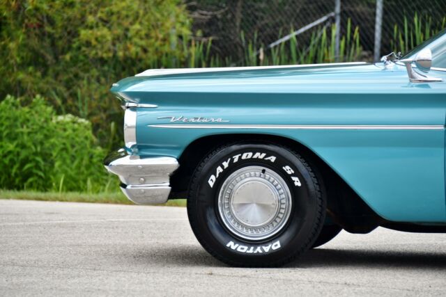1960 Pontiac Ventura Coupe -- - photo 6