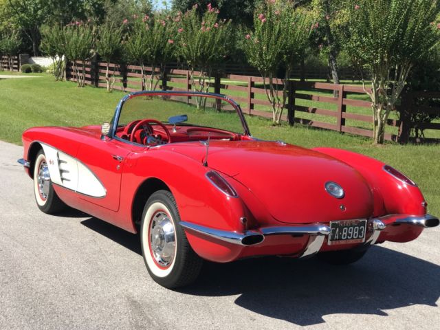 1960 Chevrolet Corvette Convertible/ Hard and Soft Tops - photo 5