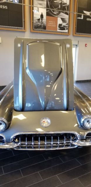 1960 Chevrolet Corvette - photo 7