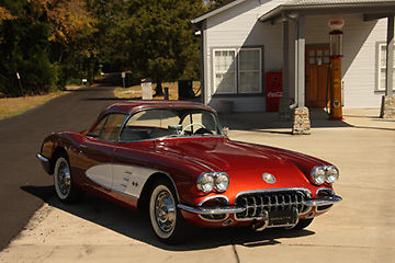 1960 Chevrolet Corvette 2-Door Convertible Coupe - photo 10