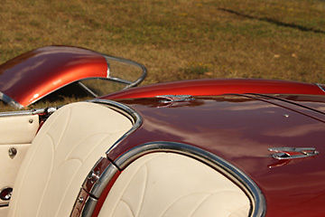 1960 Chevrolet Corvette 2-Door Convertible Coupe - photo 2