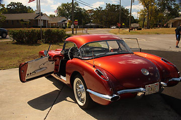 1960 Chevrolet Corvette 2-Door Convertible Coupe - photo 7