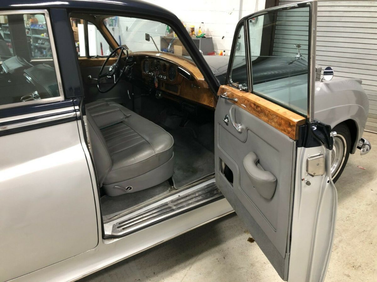 1960 Rolls-Royce Silver Shadow SEDEN - photo 13