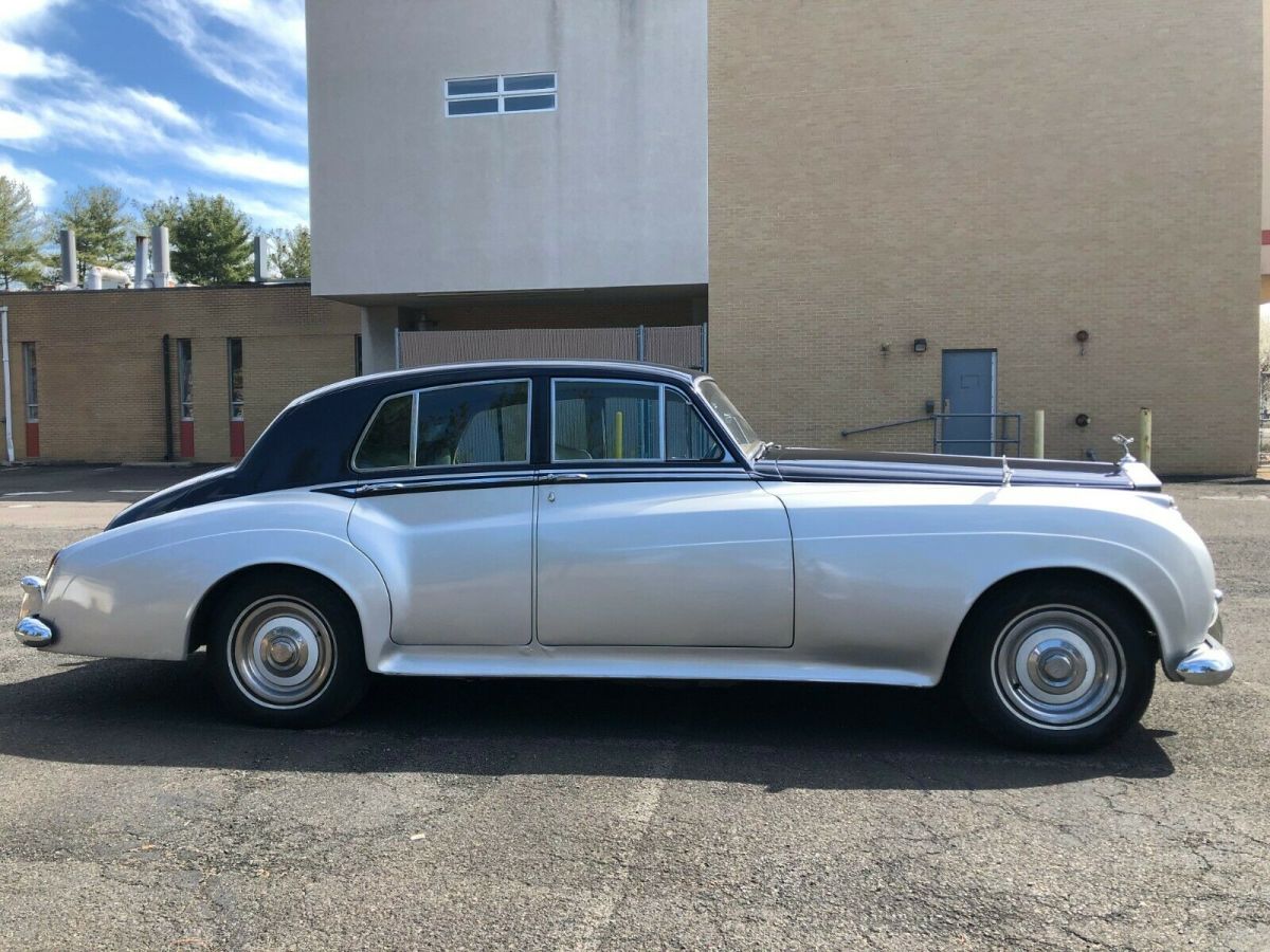 1960 Rolls-Royce Silver Shadow SEDEN - photo 4