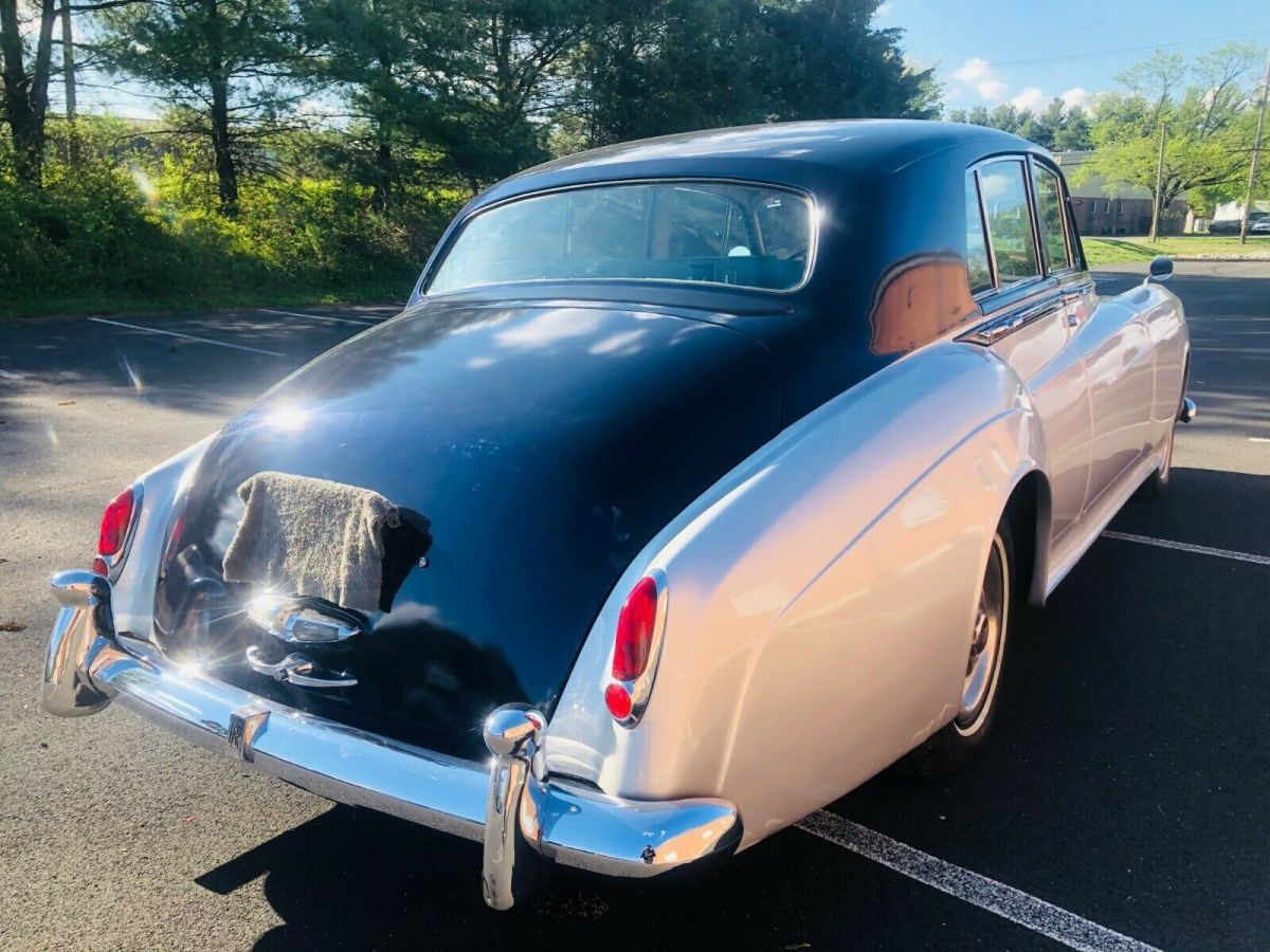 1960 Rolls-Royce Silver Shadow SEDEN - photo 6