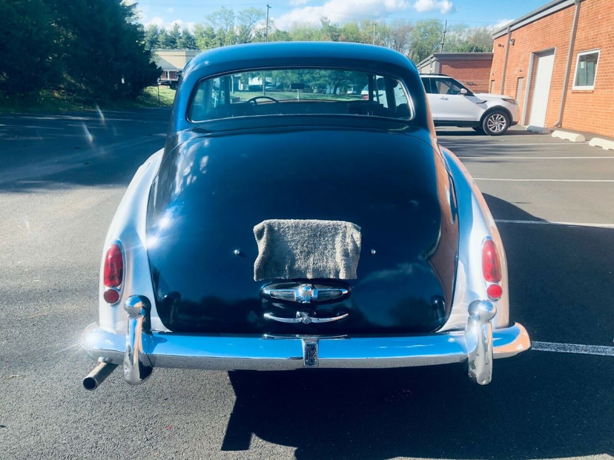 1960 Rolls-Royce Silver Shadow SEDEN - photo 8