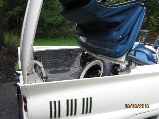 1960 Ford Thunderbird - photo 8