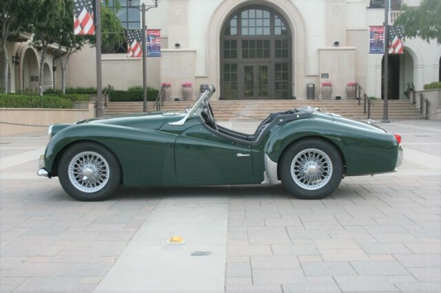 1960 Triumph TR3 New paint,wire wheels ,overdrive, BRG 1960 Triumph TR3
