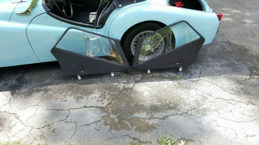 1960 Triumph TR3 - photo 13