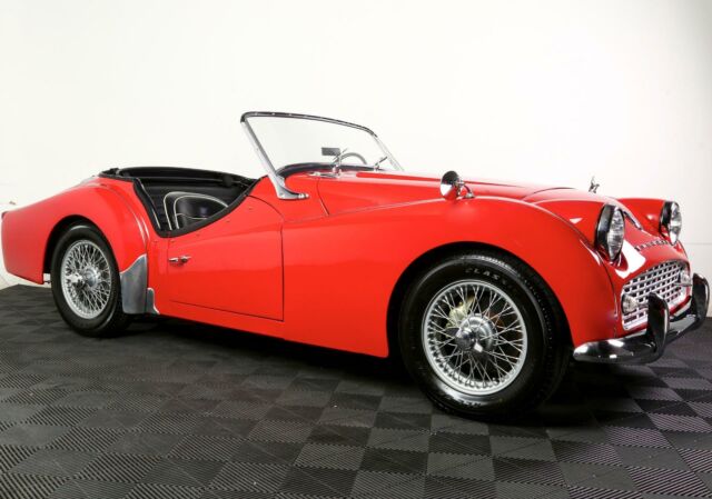 1960 Triumph TR3 BLACK LEATHER - photo 2