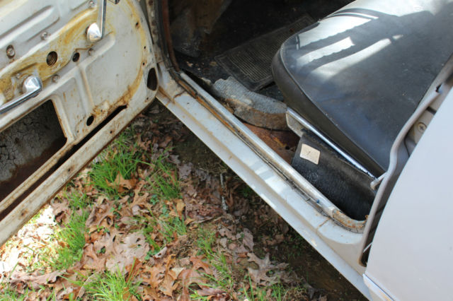 1960 Plymouth Valiant - photo 11
