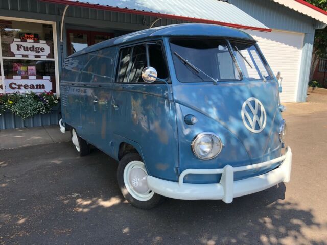 1960 Volkswagen Bus/Vanagon - photo 2