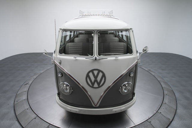 1960 Volkswagen Kombi 23 Window Bus - photo 10