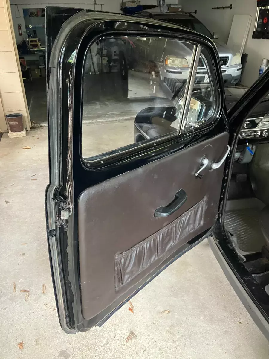 1960 Volvo PV544. The chassis number is 270317 with B16 engine rated at 66hp. 1960 Volvo 544
