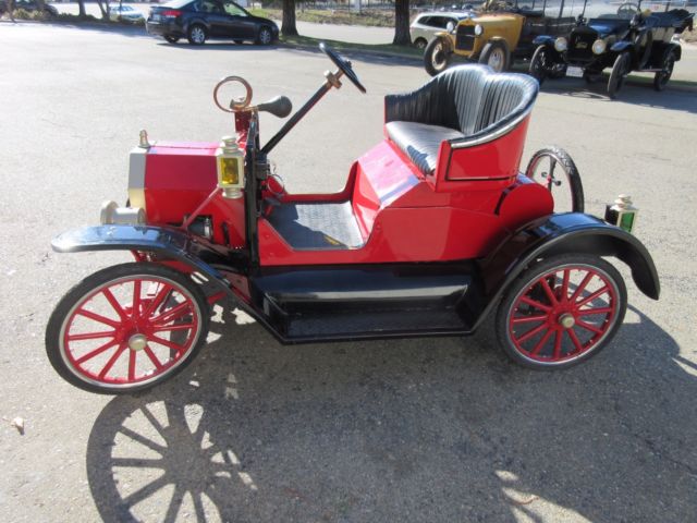 1960's Ford Model T Speedster, Vintage Gould MFG Amusement Ride Car 1960 Ford Model T Mini Model T Speedster