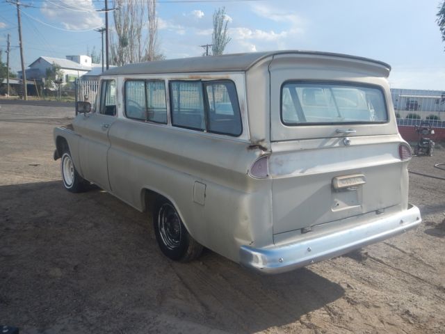 1961 Chevrolet Suburban GMC SUBURBAN - photo 2