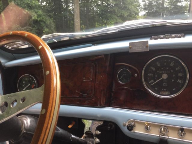 1961 Austin 2 Door Woodie Wagon - photo 7