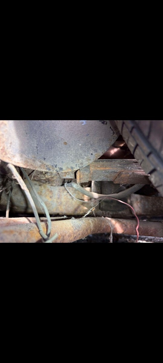 1961 Austin Healey 3000 Central California Farm Find - photo 10
