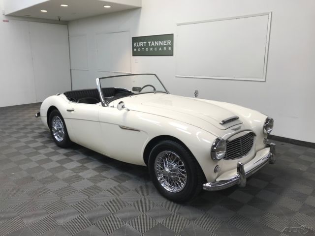1961 AUSTIN HEALEY 3000 MK 1 BT-7 ROADSTER. NICE OLDER RESTORATION. GREAT DRIVER 1961 Austin Healey 3000 4-SPEED - OVERDRIVE, CHROME WIRES.