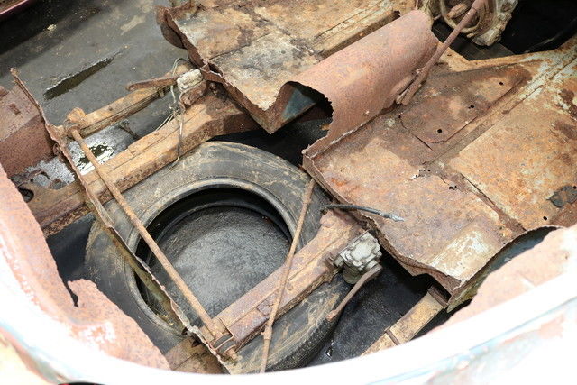 1961 Austin Healey 3000 MK1 Parts Car or Restoration - photo 11