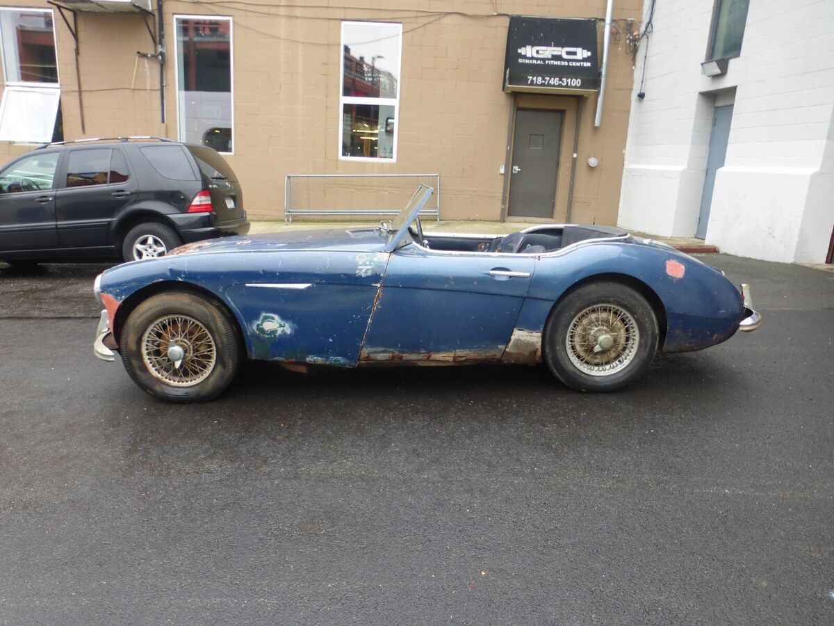 1961 Austin Healey 3000 MKI BT7 with BJ8 Engine - photo 2