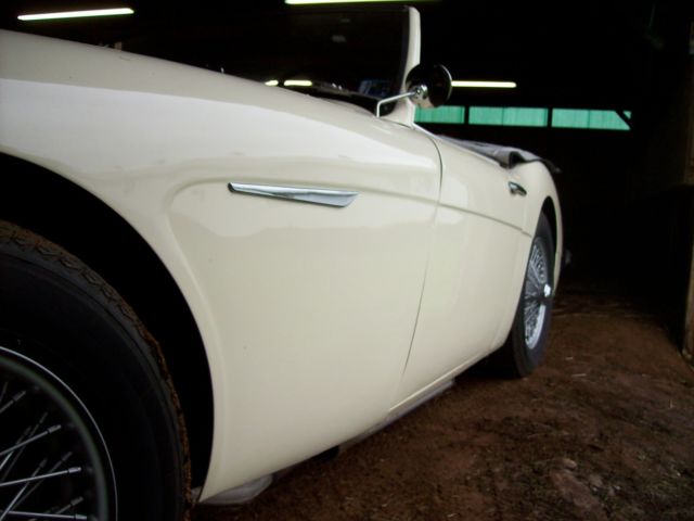 1961 Austin Healey 3000 BT7 - photo 9
