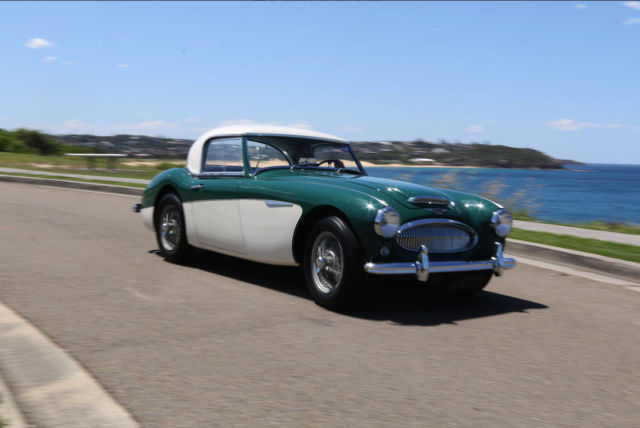 1961 Austin Healey 3000 - photo 2