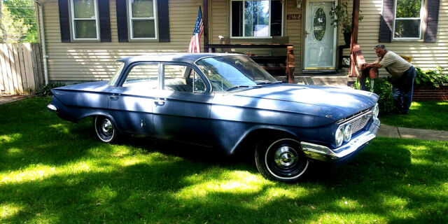 1961 Chevrolet Impala Biscayne - photo 3