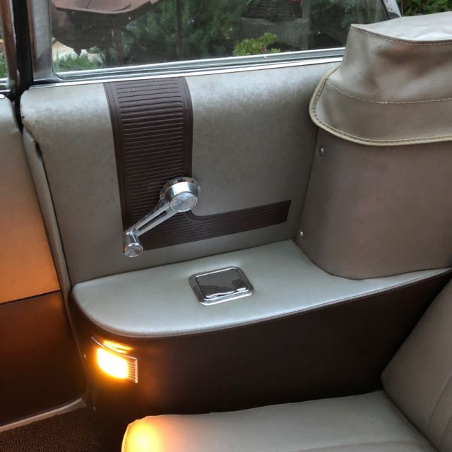 1961 Buick LeSabre Convertible - photo 8