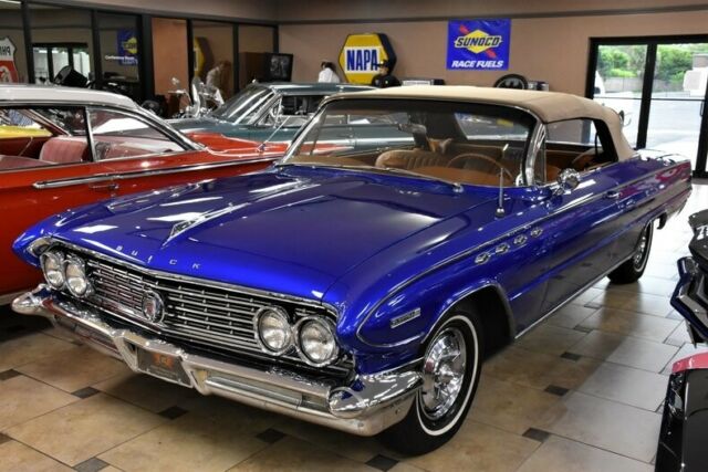 1961 Buick Electra 225 - photo 11