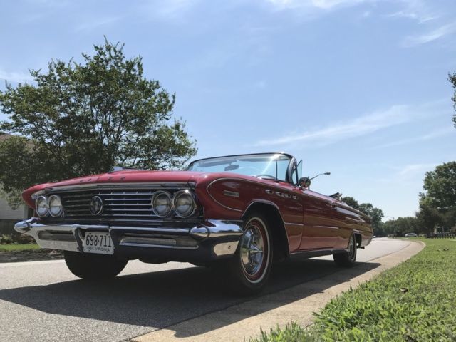 1961 Buick Electra 225 Convertible 445 V8 - photo 3