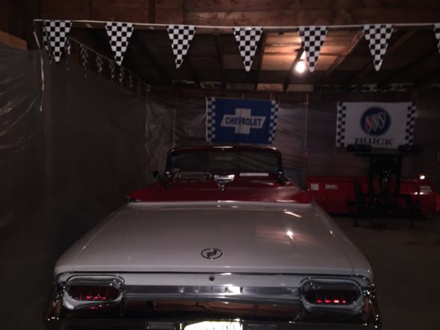 1961 Buick Electra 225 - photo 7