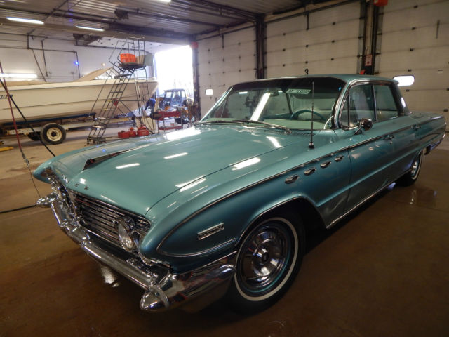 1961 Buick Electra - photo 2
