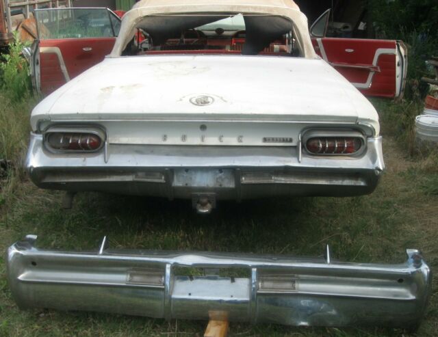 1961 Buick Invicta Convertible - photo 10