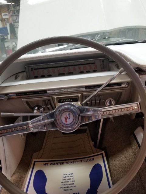 1961 Buick Invicta Custom 2 door Bubble top - photo 11