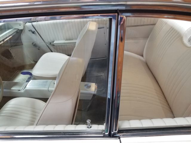 1961 Buick Invicta Custom 2 door Bubble top - photo 8