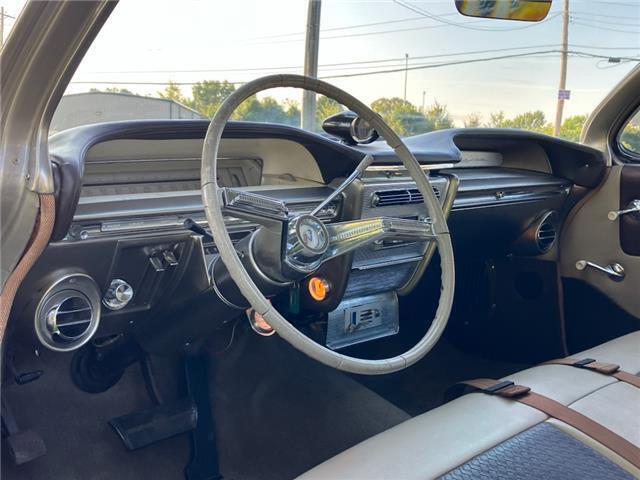 1961 Buick LeSabre 2 door - photo 4