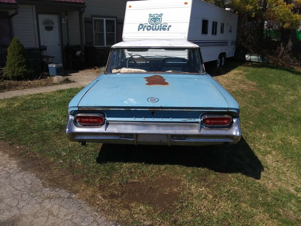1961 Buick Le Sabre 4 door - photo 3