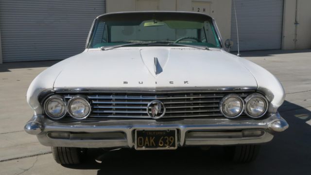 1961 Buick LeSabre BUBBLE TOP 364 V8 NAILHEAD! CALIFORNIA CAR! - photo 3