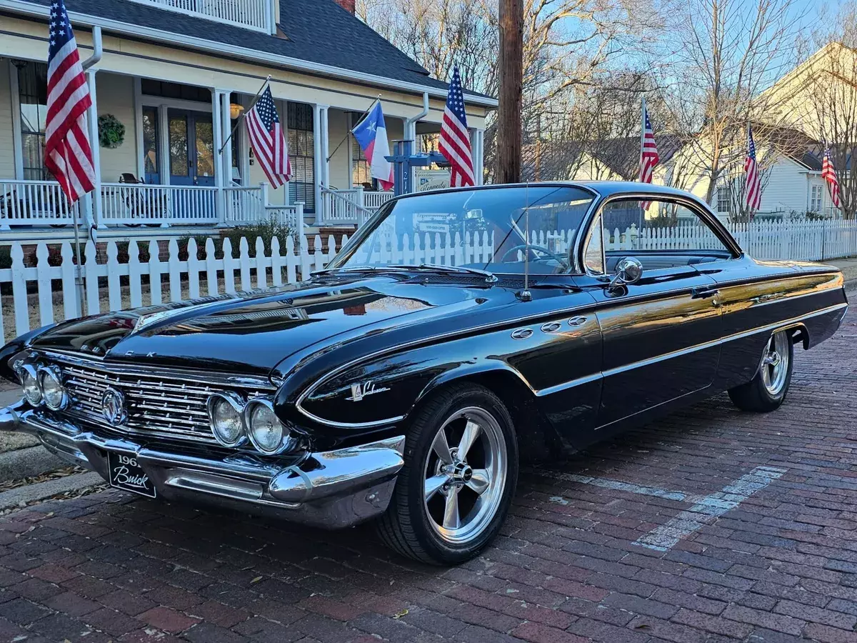 1961 Buick LeSabre, Bubbletop, Bubble Top, Nailhead V8 1961 Buick LeSabre