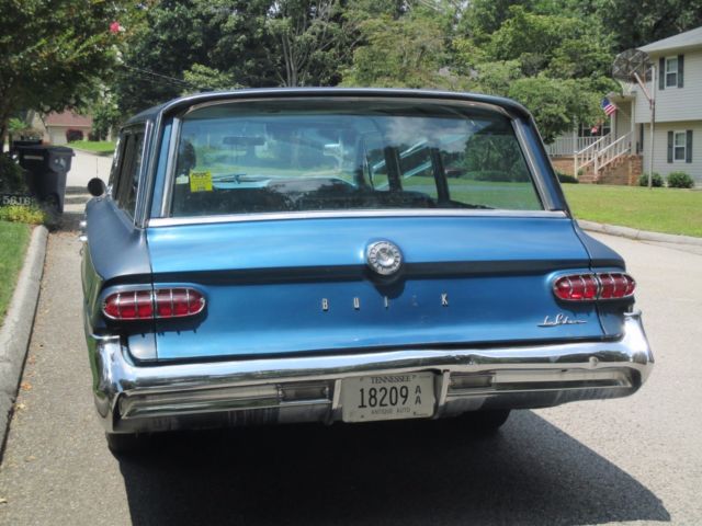 1961 Buick LeSabre Base Wagon 4-Door - photo 6
