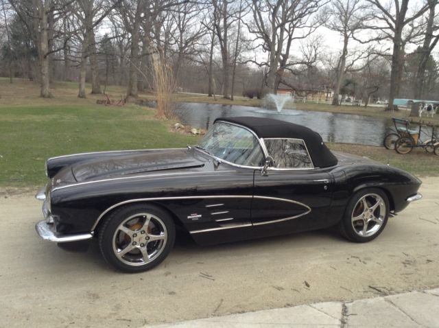 1961 C1 Corvette C4 LT1 Resto Mod 1961 Chevrolet Corvette