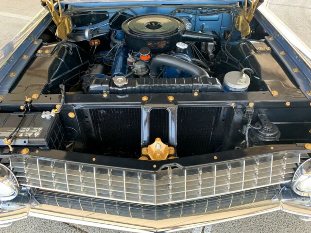 1961 Cadillac Sedan DeVille 4DR HT - photo 8